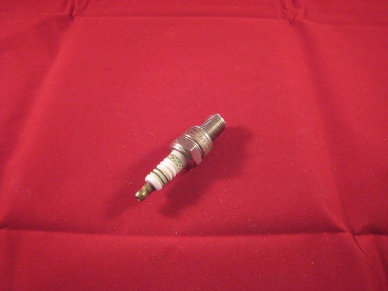 Bosch Spark Plug W8CC